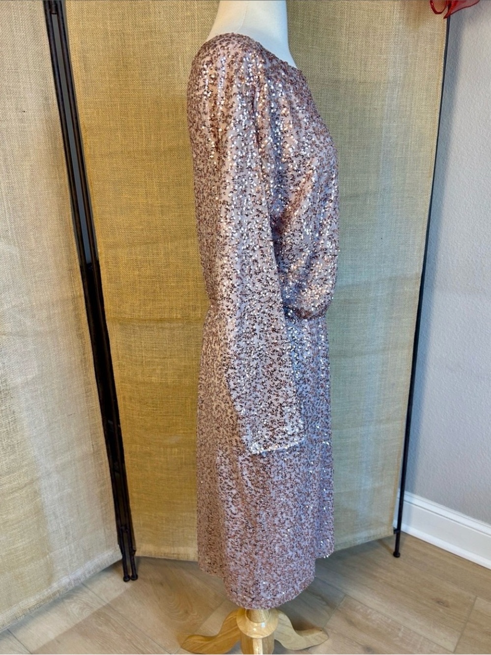 St. John Rose Gold Sequin Metallic Long Sleeve Midi Silk Dress Womens size 4 - Picture 6 of 16
